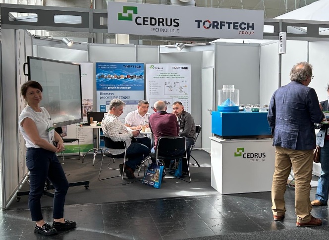 Stoisko Cedrus na targach Ligna Hannover 2025