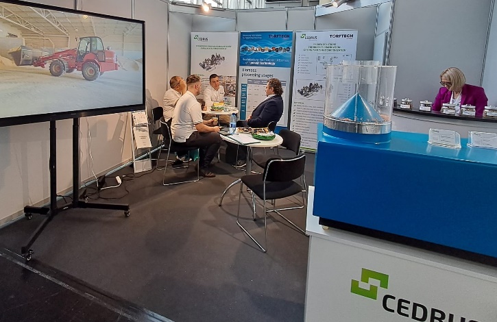 Stoisko Cedrus na targach Ligna Hannover 2025